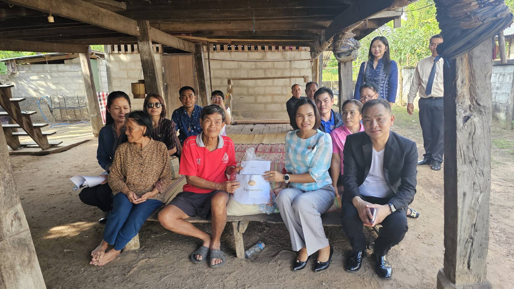 อำเภอดอนจาน จังหวัดกาฬสินธุ์ ลงพื้นที่ให้กำลังใจครัวเรือนผู้พิการ ตามโครงการเยี่ยมครัวเรือนยากจน ผู้พิการ ผู้ป่วยติดเตียง และผู้ด้อยโอกาสทางสังคม ประจำปีงบประมาณ พ.ศ. 2569